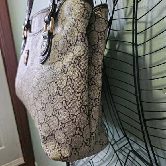 New York 6th  Avenue | Beige Brown Designer Inspired Pattern Shoulder Bag - Picture 4 of 16